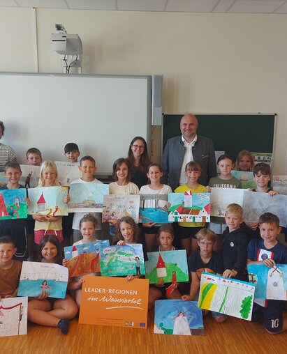 Gruppenbild Gewinner Malwettbewerb