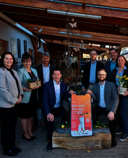 Pressefoto CITIES App Ostern mit Stadtvertreter:innen